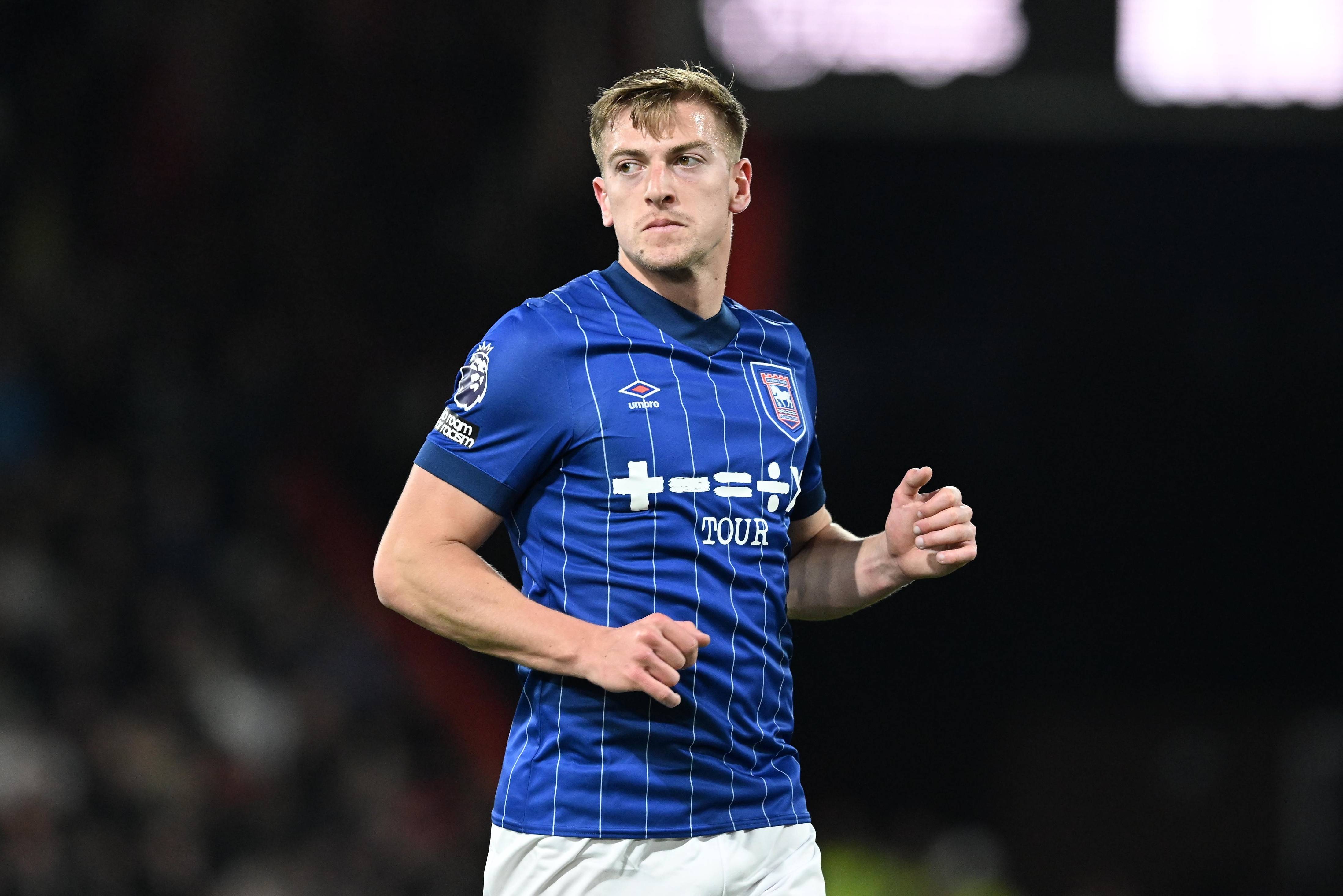 Yabo Sports-英超倒计时；葡萄牙体育国际比赛日再遭质疑；细节引发关注；态度坚定；身体对抗强度拉满的简单介绍-Yabo Sports